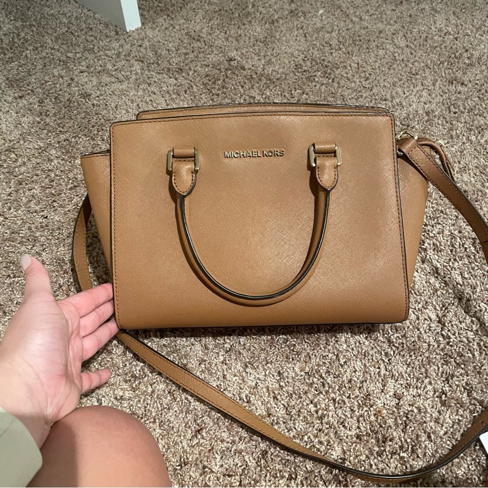 MK medium satchel-